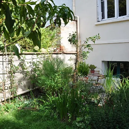 Chambres D'hotes Hors-scene B&B *